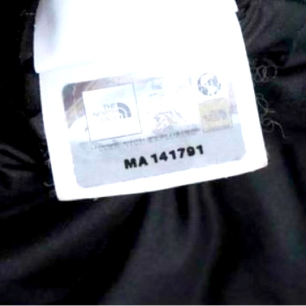 Black North Face xs puffer